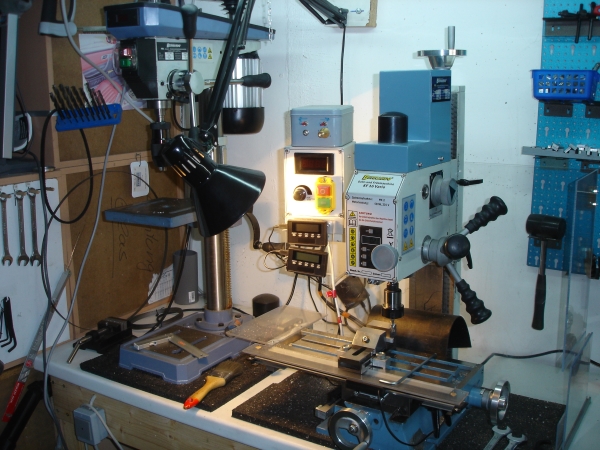 Fräsmaschine KF 16 Vario von Bernardo